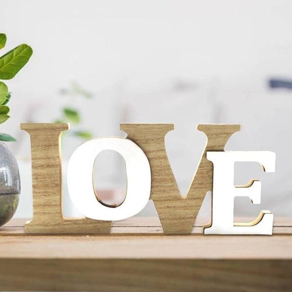 Dřevěná dekorace LOVE