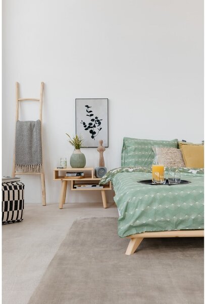 Dvoulůžková postel z borovicového dřeva s roštem 180x200 cm Senza – Karup Design