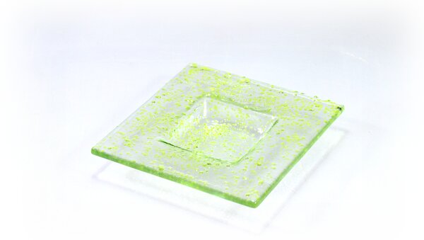 BDK-GLASS Skleněný tácek FULL DROP 13x13cm světle žlutý