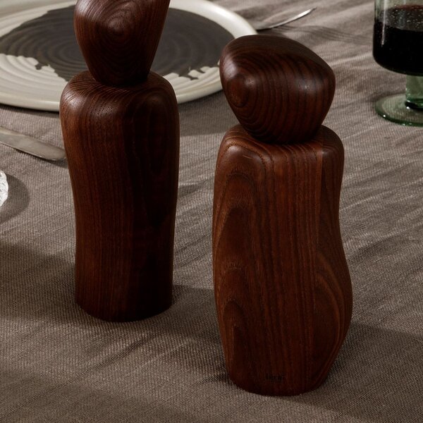 Dřevěný mlýnek s keramickým strojkem Pebble Dark Brown