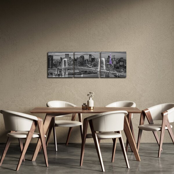 Obraz - Velkoměsto s fialovou věží (s hodinami) (90x30 cm)