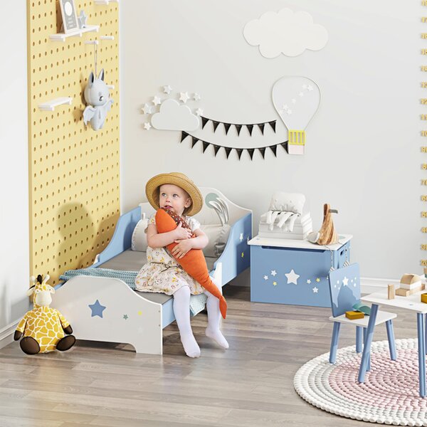 Dětská postel HOMCOM, nízká postel pro děti od 3 do 6 let, 143 x 74 cm, design hvězdy, včetně latě, do dětského pokoje, modro-bílá | Aosom