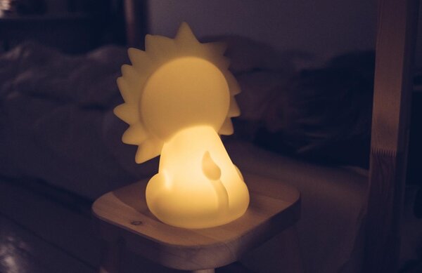 Žlutá plastová dětská LED lampa Mr. Maria Lion 30 cm