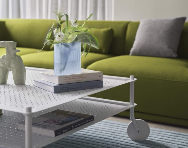 Muuto Váza Ridge H16, light blue frosted glass