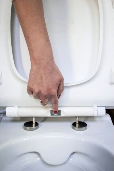 Cersanit K701-104 - Závěsné WC s prkénkem CITY OVAL keramika/bílá