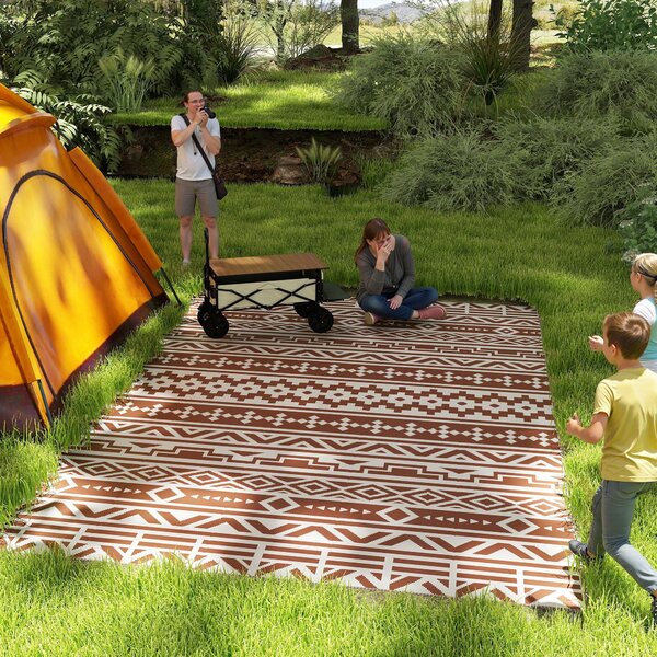 Reverzibilní venkovní koberec Outsunny 1,8 x 2,7 m, odolný vůči povětrnostním vlivům, geometrický vzor, zahrnuje tašku na přenášení, venkovní terasový