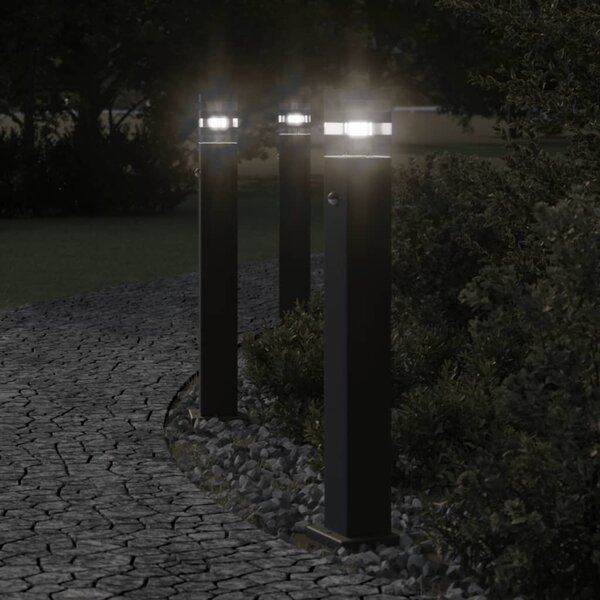 Venkovní stojací lampa s čidlem černá 80 cm hliník