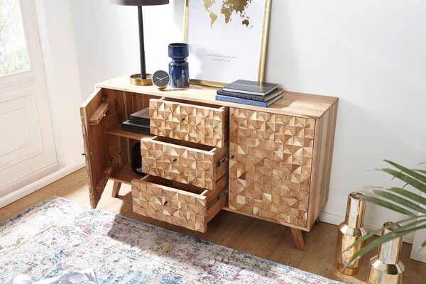 Komoda FineBuy z masivního akáciového dřeva, 140 cm, 2 dvířka a 3 zásuvky – masivní retro komoda s designovým čelem – přírodní komoda – ručně vyrobená v industriálním stylu
