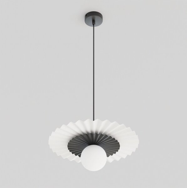 Lustr na lanku UMBRA 1xG9/8W/230V černá/bílá