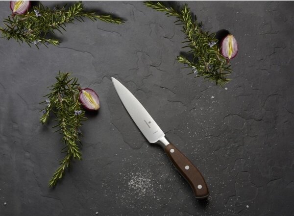 Victorinox - Kuchyňský nůž GRAND MAITRE 15 cm javor