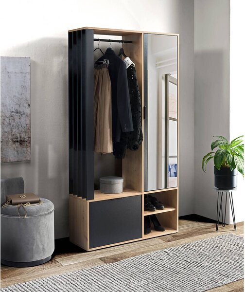Předsíň Milan (dub artisan + černá). Akce -20%