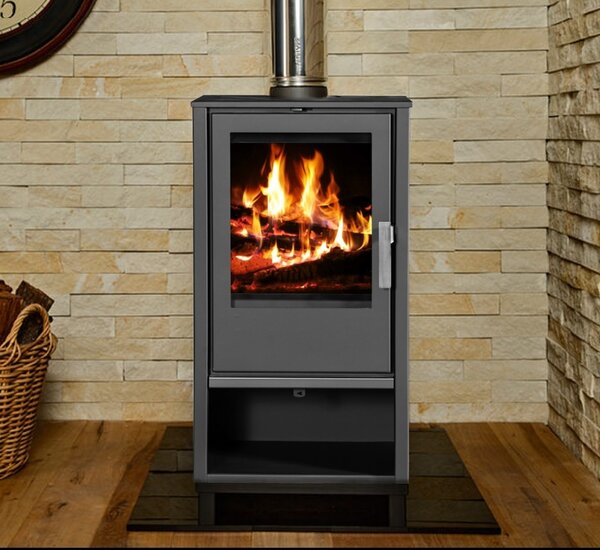 Krbová kamna Victoria Capri - 7,6 kW, účinnost A+, kompaktní a šetrná k životnímu prostředí