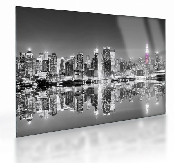 Skleněný obraz - New York a fialový mrakodrap (70x50 cm)