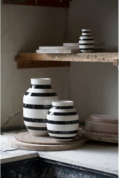 Kähler Design Váza Omaggio Black - 31 cm KD235