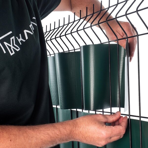 KADAX PVC stínící pásky 35 m x 19 cm, zelené pro dvojitý plot, stínící pásky s 20 upevňovacími klipy, větrná clona, plotová fólie pro plot z plaňkového pletiva