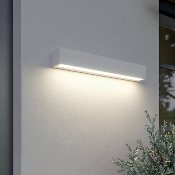 Lucande Venkovní nástěnné svítidlo Lengo, 50 cm, bílé, směrované dolů, 3000 K, Bílá / opál, Hliník, Moderní