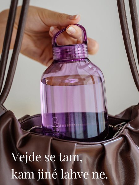 Plochá plastová BPA free lahev z tritanu EQUA Flat Purple 500 ml
