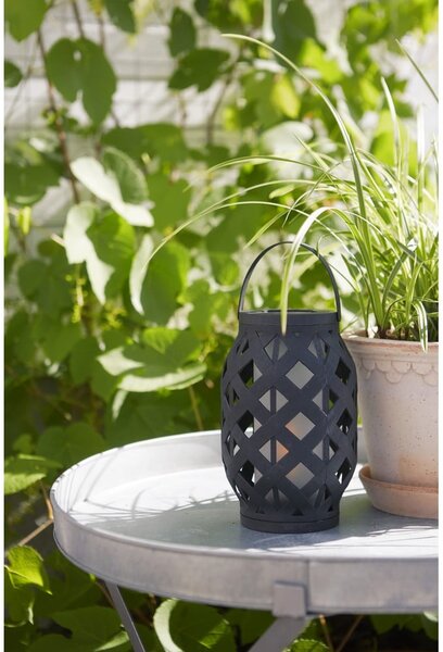 Černá lucerna Star Trading Flame Lantern, výška 23 cm