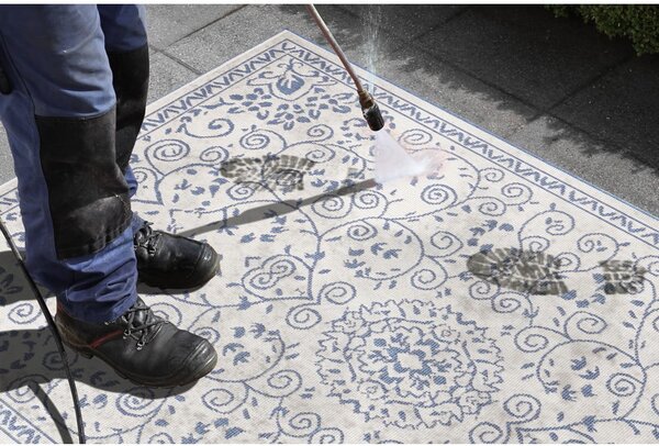 Modro-krémový venkovní koberec NORTHRUGS Leyte, 80 x 150 cm