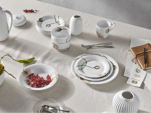 Bílý porcelánový hrnek Kähler Design Hammershøi Poppy, 330 ml