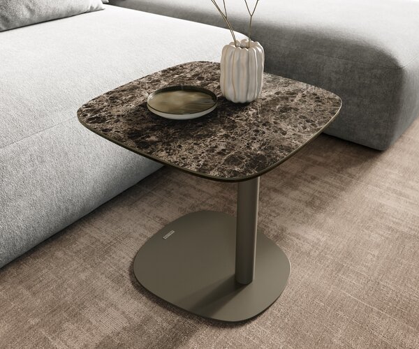 DELIFE Konferenční stolek Edge Boot 50x50 cm keramika Laminam® Emperador Extra Lucidato tmavě hnědá Eleny kov titanová barva