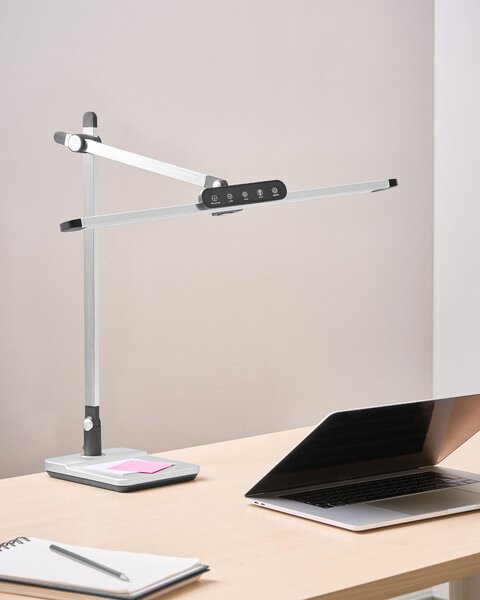 LED stolní lampa SERPENS se stmívačem Stříbrná