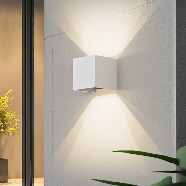 Lindby Smart LED venkovní nástěnné svítidlo Dara, 10 cm, bílá, Tuya, stmívatelný, Bílá / opál, Plast, Moderní