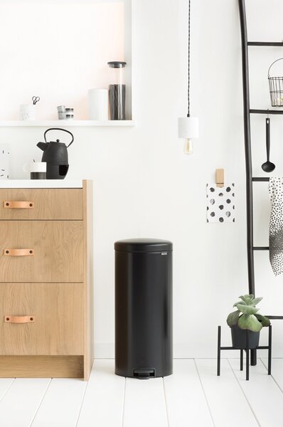 Brabantia NewIcon odpadkový koš 30 l černá 114540