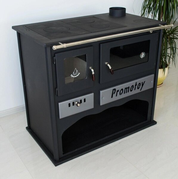 Kamna na dřevo s troubou 11-15 kW PROMETEY Praktik-L - 3 plotýnky, litinová deska, integrovaná trouba, tradiční design