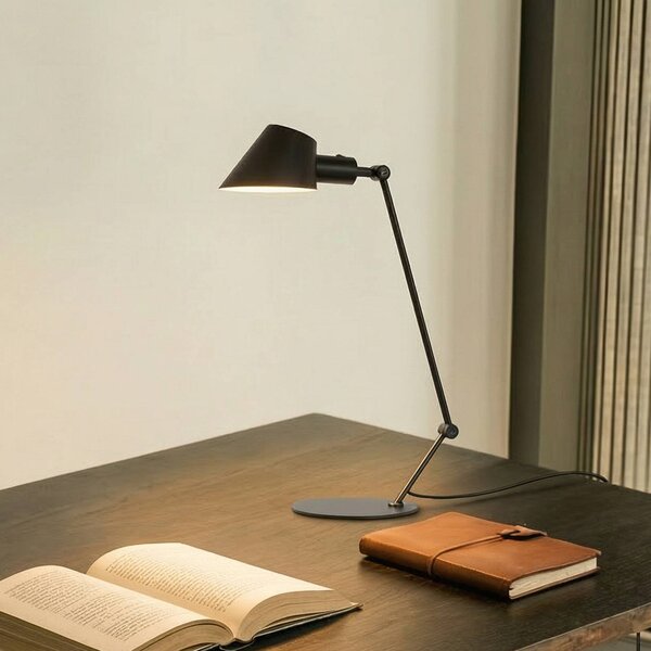 Lindby Stolní lampa Corali, černá, kov, výška 64 cm, Černá, Obývací pokoj / jídelna, kov, Moderní