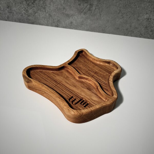 Wooden Mooden Zajímavý dřevěný servírovací tác Vlnka Materiál: Dub