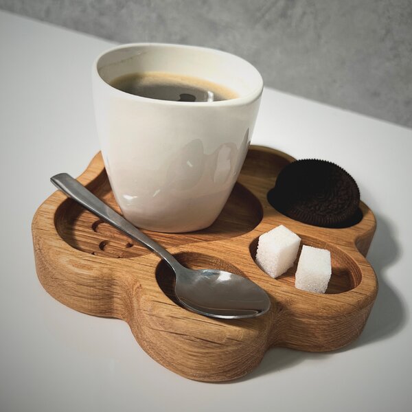 Wooden Mooden Dřevěný servírovací tácek Tlapka Materiál: Jasan