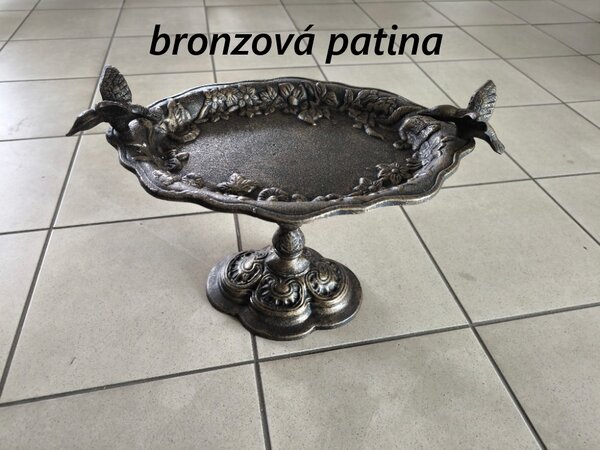 CIU 78 litinové pitko pro ptáčky, miska pro ptáky, hmyz, patina, ptačí pítka Barva: měděná patina