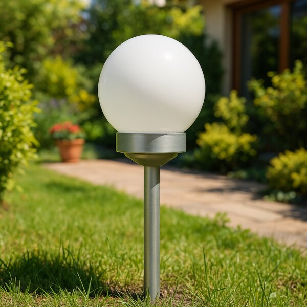 Solární lampa GLOBEA stříbrná