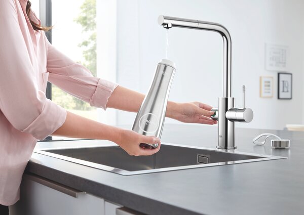 Grohe Blue startovací sada s kuchyňskou baterií stojící StarLight Chrome 31539000