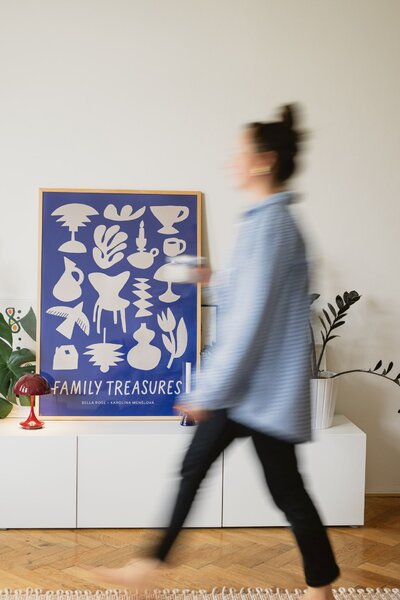 Plakát Family Treasures Beige / Blue 70 x 100 cm