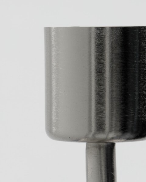 Kovový svícen Anit Silver 13 cm
