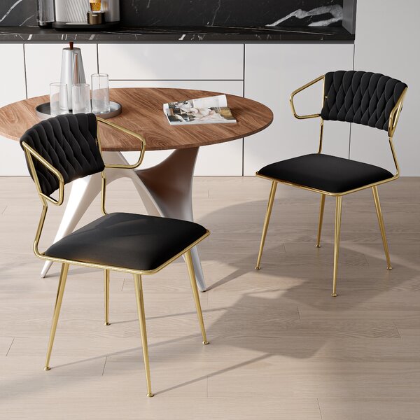 Sada 2 jídelních židlí, látkové a kovové područky, proutěné opěradlo, zlaté nohy, černé sametové čalounění, elegantní moderní design
