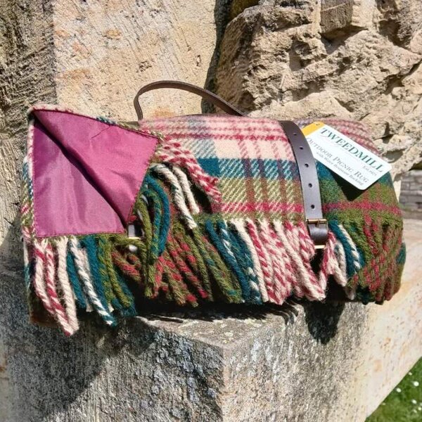 Pikniková vlněná deka Polo Thistleberry, kožené popruhy, 183x150 cm Tweedmill