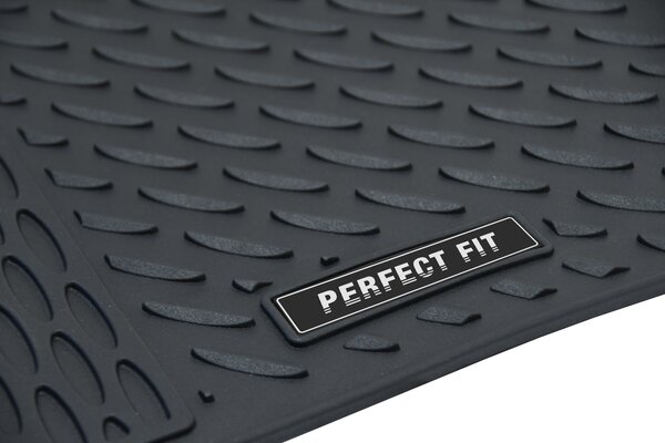 Compass Koberce gumové PERFECT FIT P1 s fixací sada 4ks