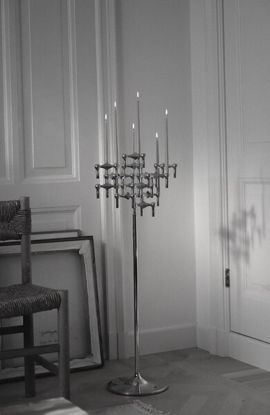 Designový stojan pro svícny STOFF Nagel Chrome