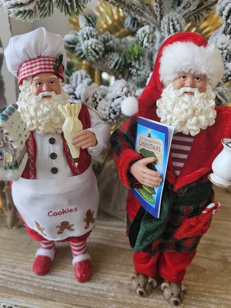 Vánoční dekorace taťka Santa Claus cukrář s perníkovou chaloupkou - 16*8*28 cm - Clayre & Eef