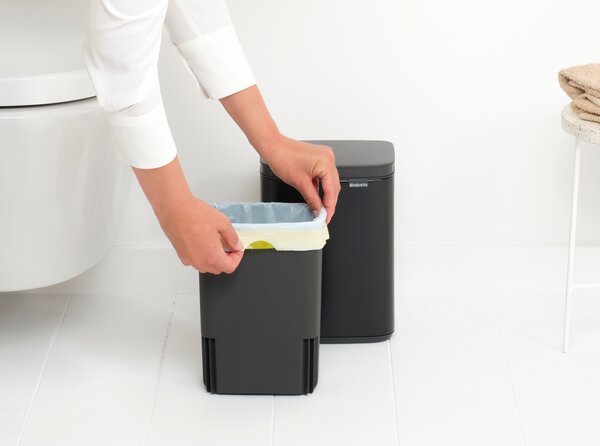 Brabantia Bo odpadkový koš 4 l černá 222481