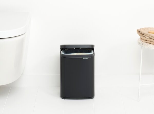 Brabantia Bo odpadkový koš 4 l černá 222481