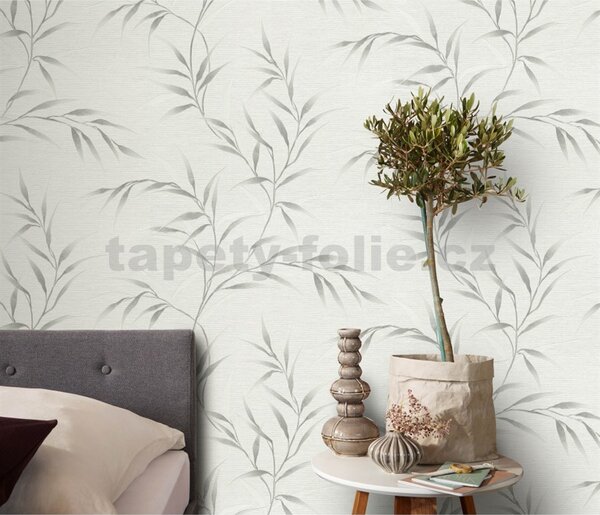 Vliesové tapety na zeď GMK Fashion for walls 5 10528-31, rozměr 10,05 m x 0,53 m, lístky stříbrné na bílém pokladu, Erismann