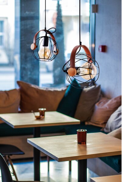 Light for home - Závěsné svítidlo na lanku 60466 "LEON", 2x60W, E27, černá, hnědá kůže