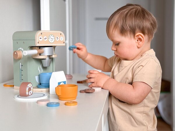 TookyToy Dřevěný dětský kávovar s příslušenstvím