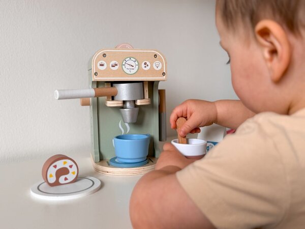TookyToy Dřevěný dětský kávovar s příslušenstvím