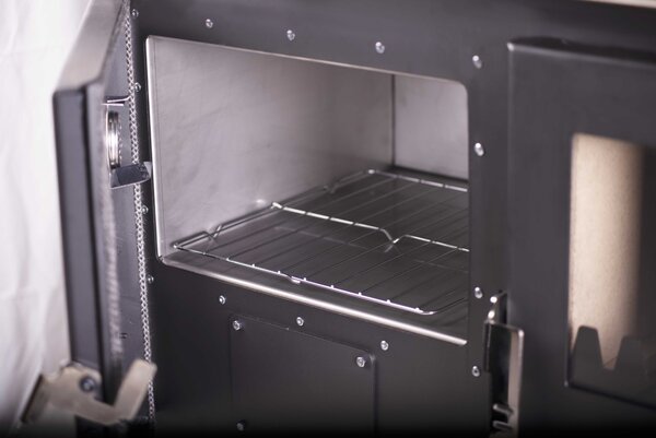EEK A+ - Verso CS Inox 7,7 kW krbová kamna na dřevo s nerezovou ocelí vlevo