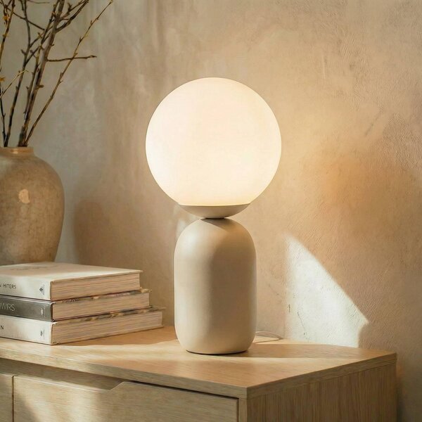 Lindby Stolní lampa Lennes, béžová, sklo, Ø 20 cm, Bílá / opál, Obývací pokoj / jídelna, Sklo, Moderní